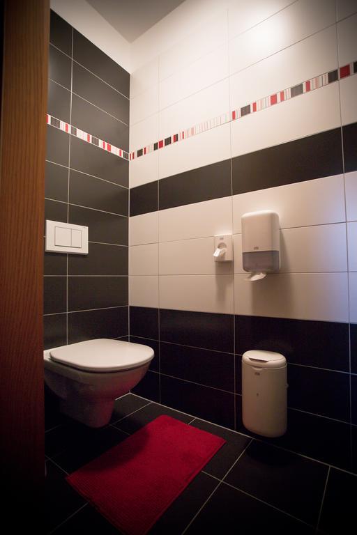 As Hotel Brno Ngoại thất bức ảnh